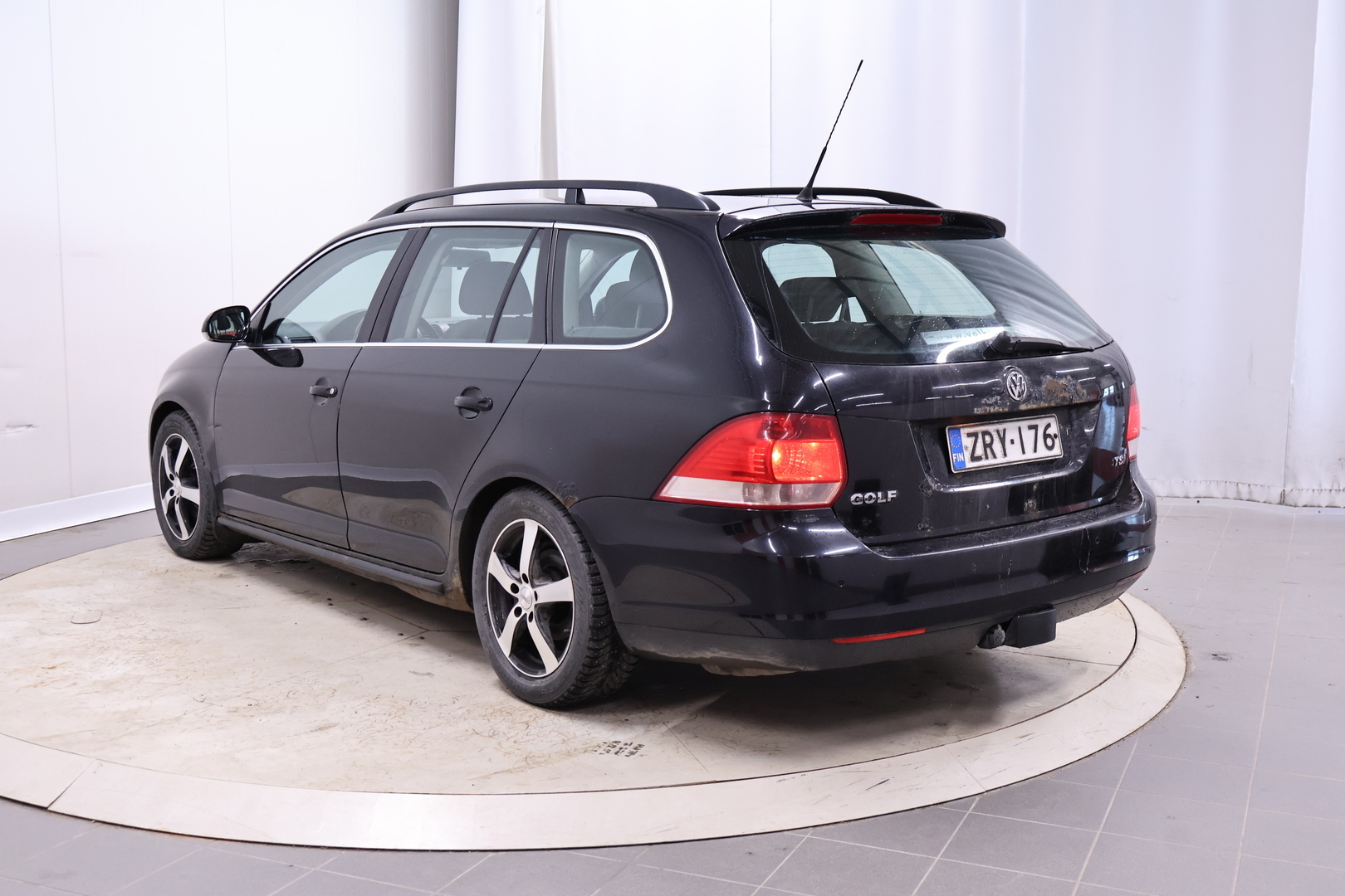 VOLKSWAGEN Golf 2008