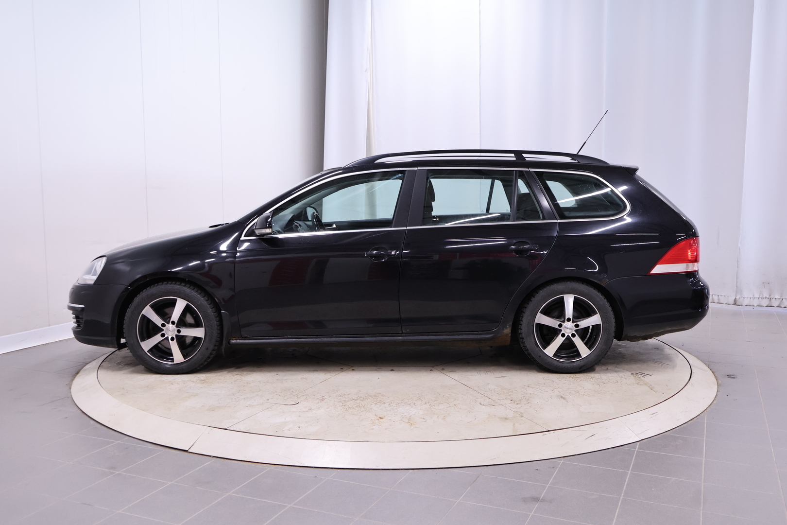 VOLKSWAGEN Golf 2008