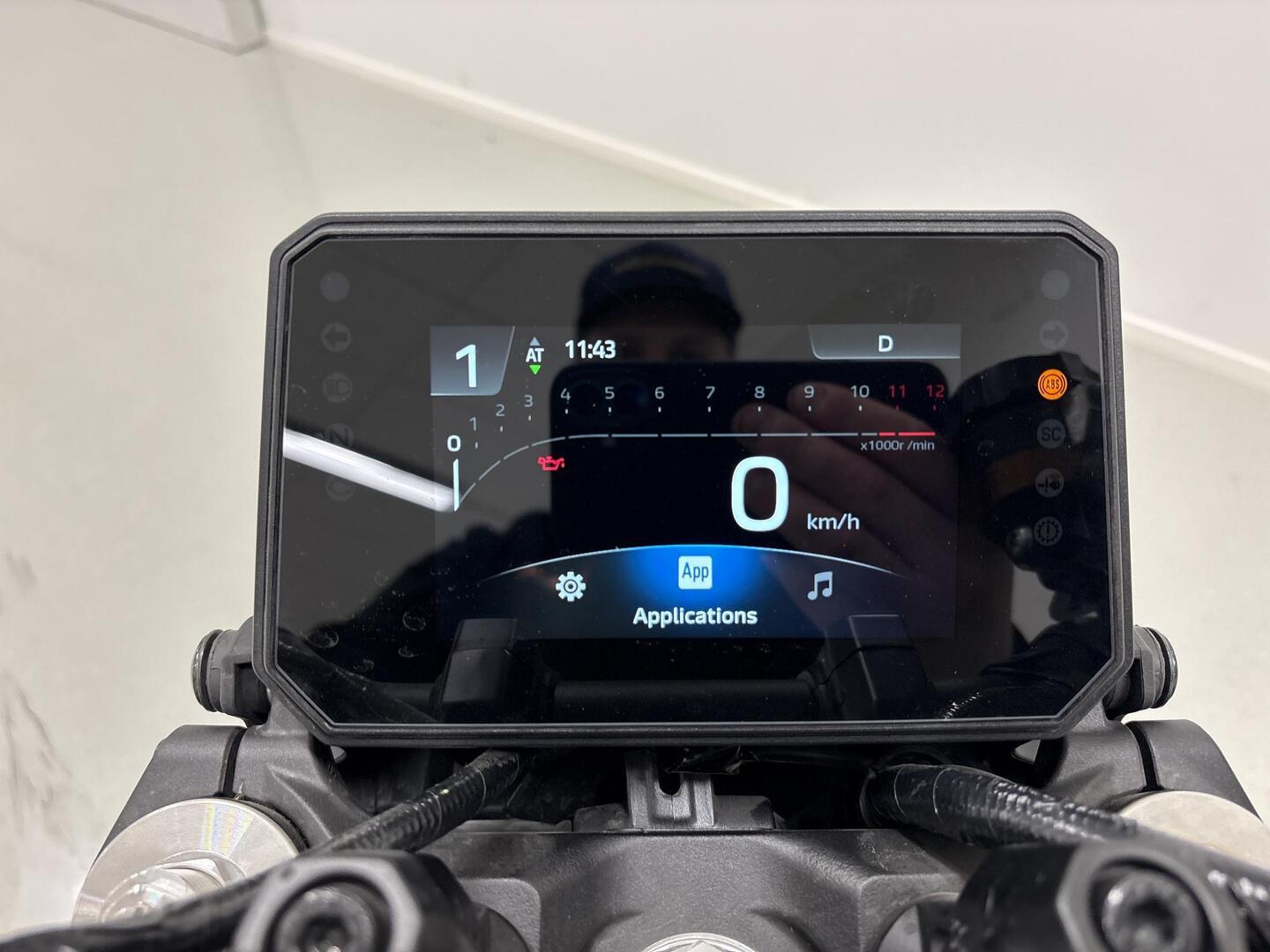 YAMAHA MT-09 2025