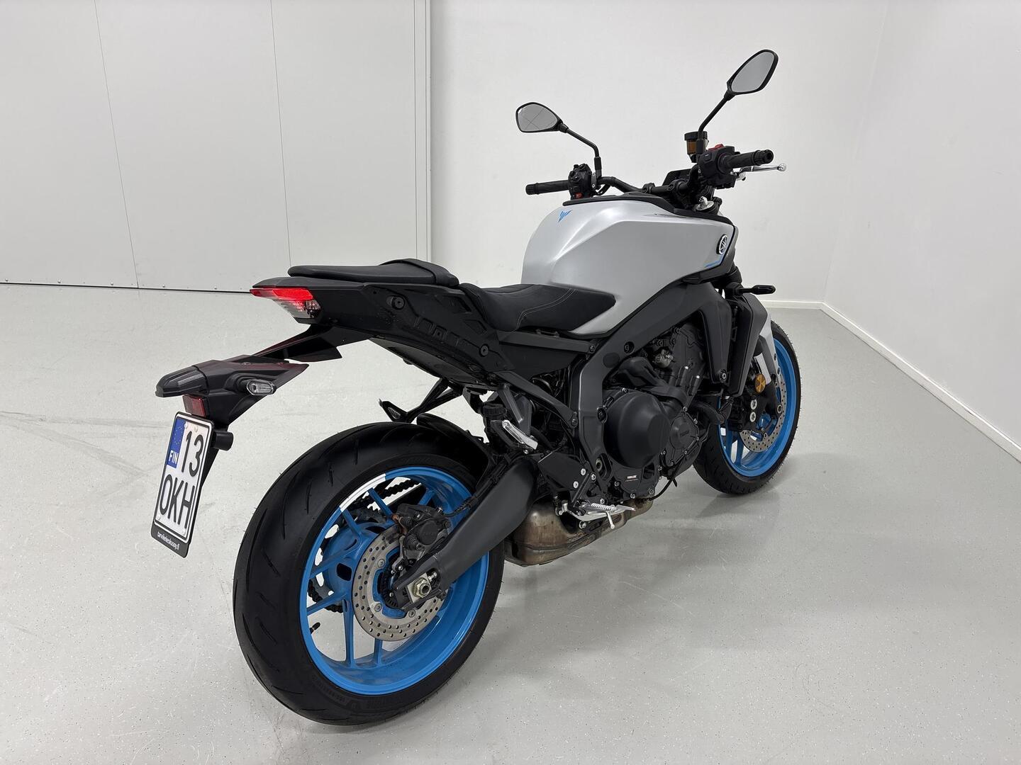 YAMAHA MT-09 2025
