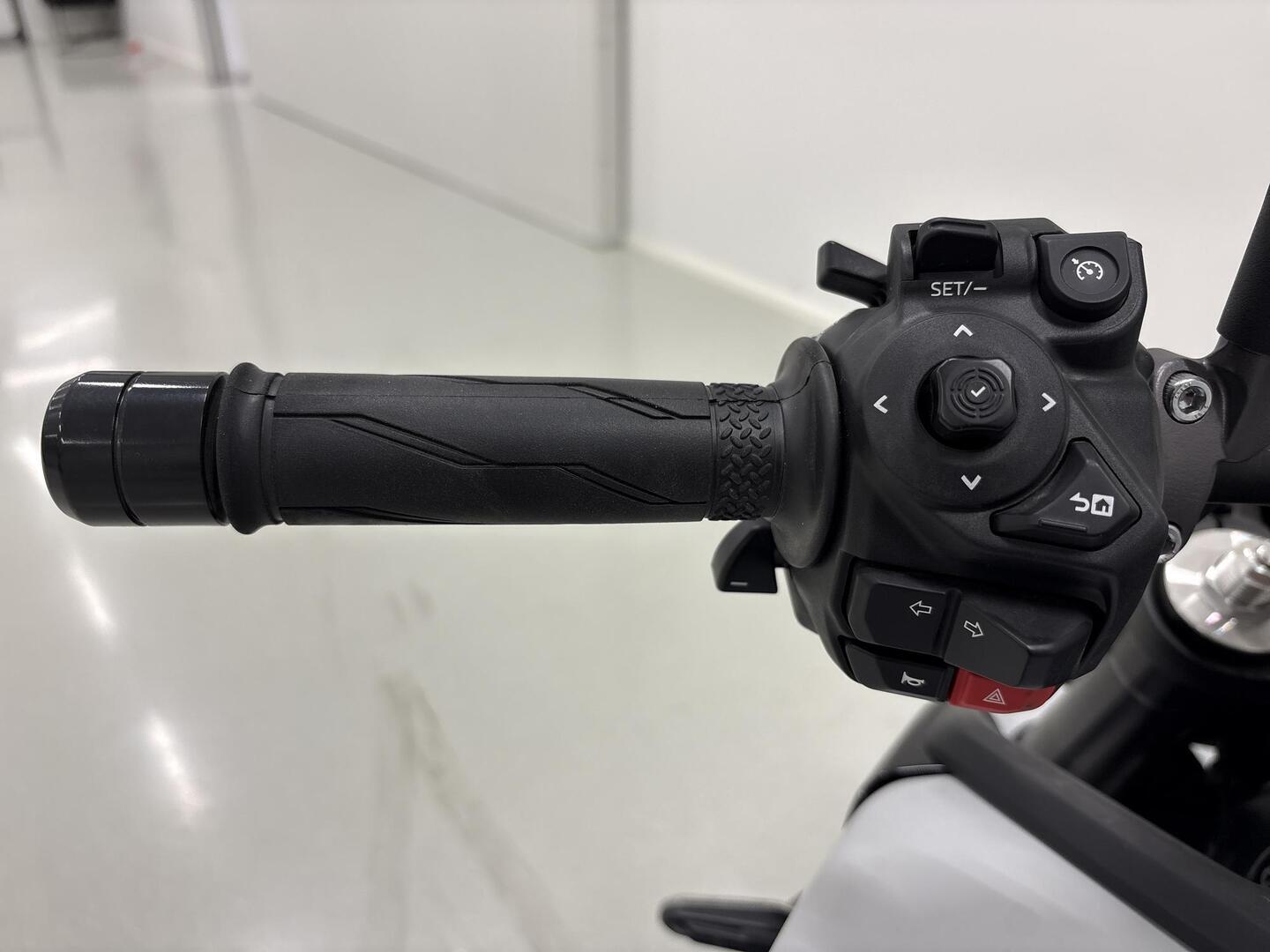 YAMAHA MT-09 2025