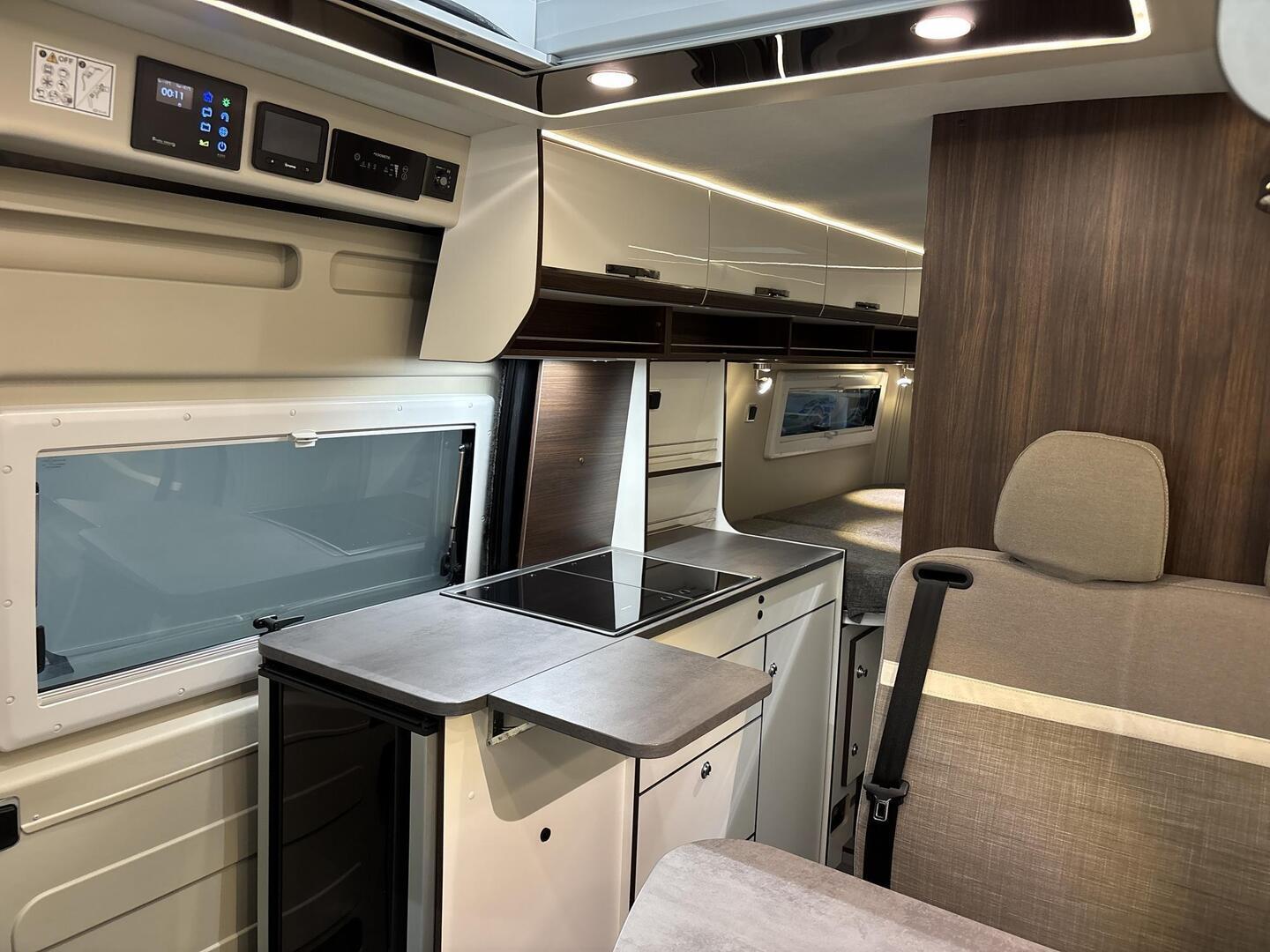 PÖSSL SUMMIT 640 PRIME 2025