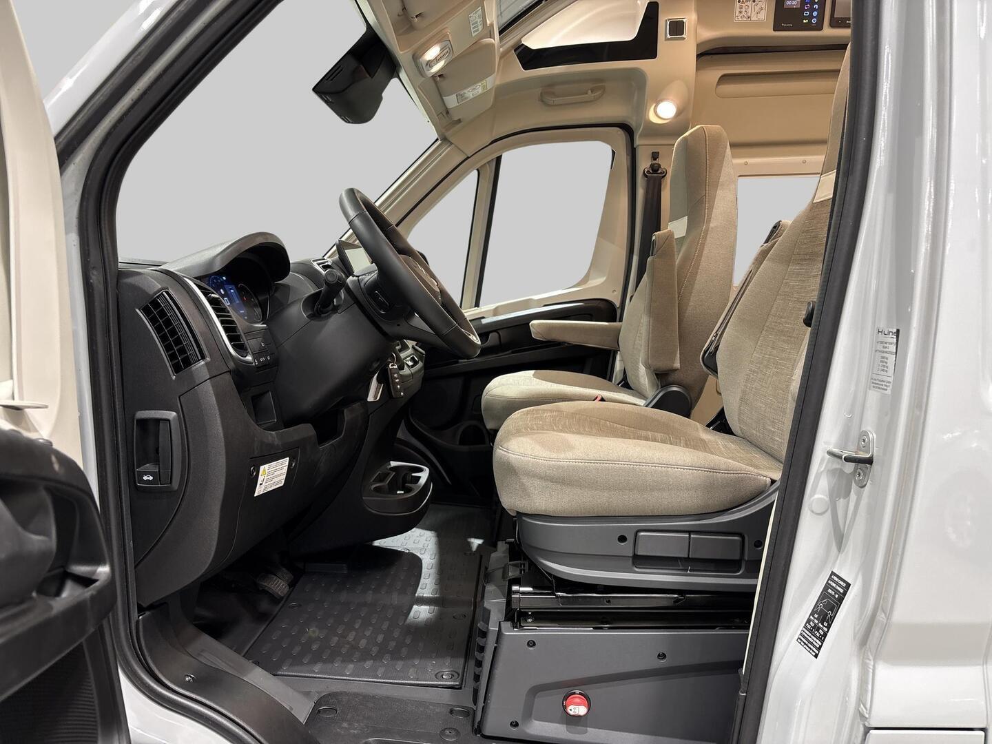 PÖSSL SUMMIT 640 PRIME 2025