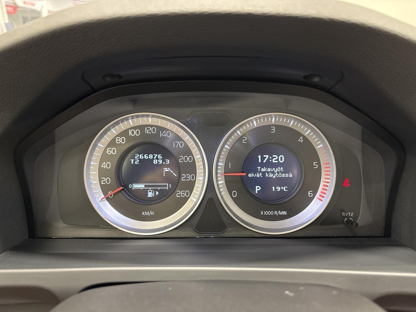 VOLVO S60 2012
