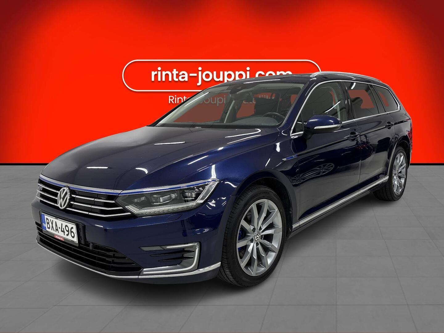 VOLKSWAGEN Passat 2018