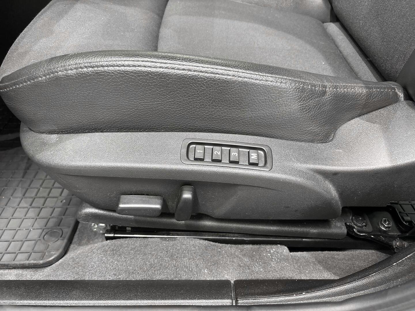 SAAB 9-3 2008