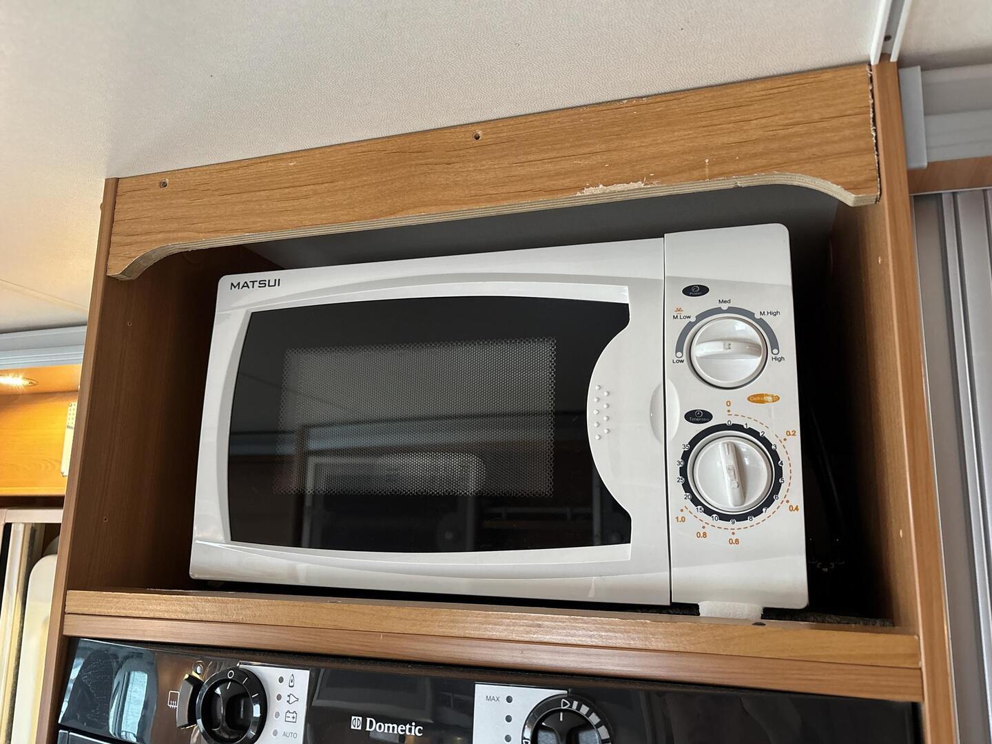 DETHLEFFS ADVANTAGE T6501 2008