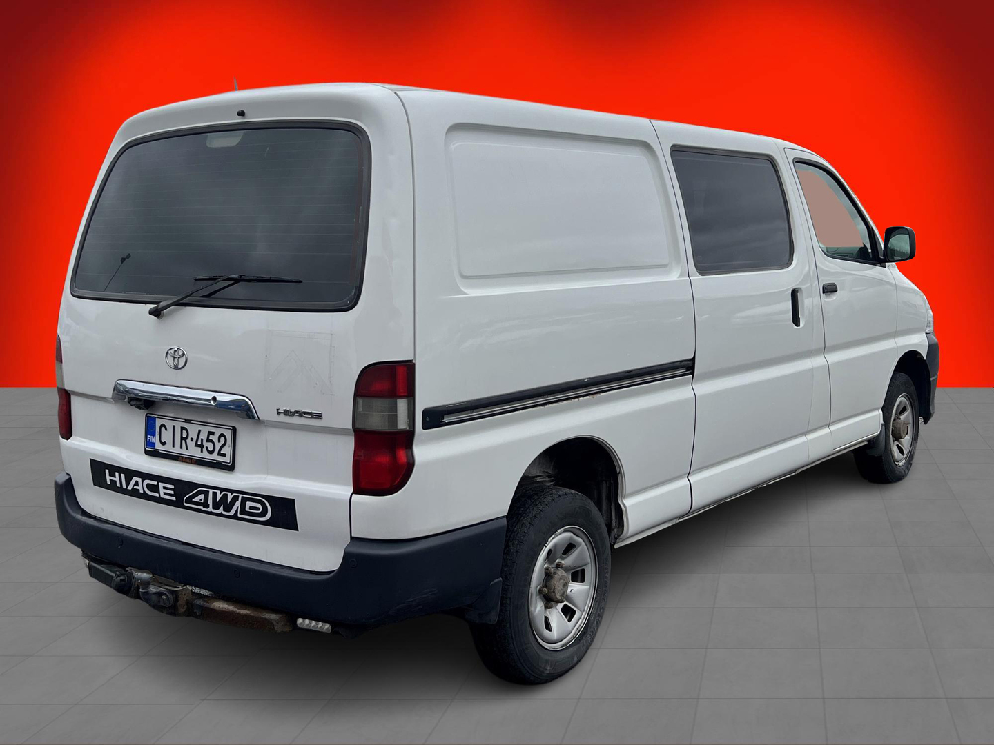 TOYOTA Hiace 2012