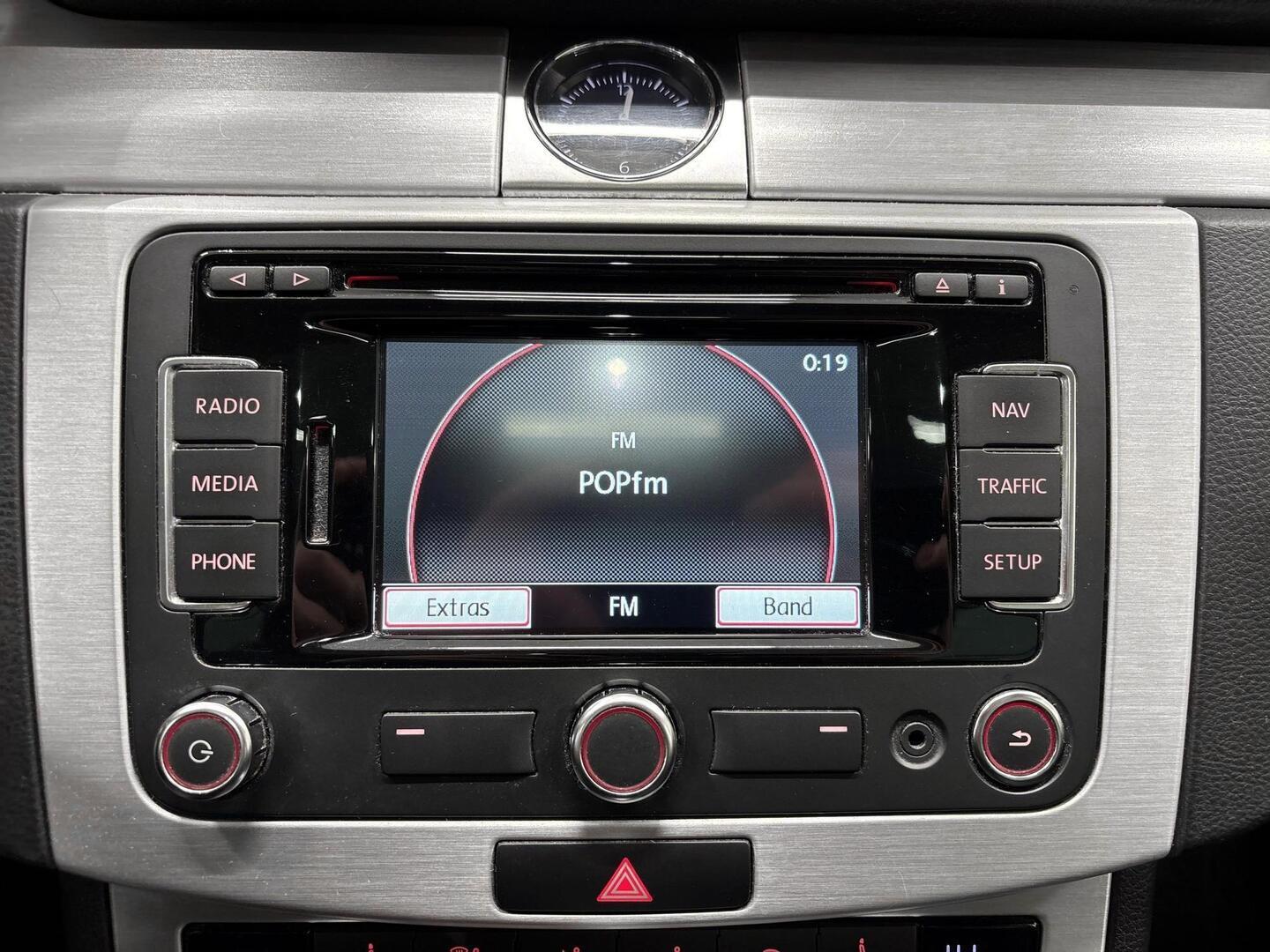VOLKSWAGEN Passat 2014