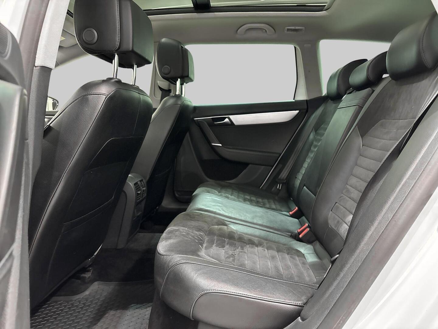 VOLKSWAGEN Passat 2014