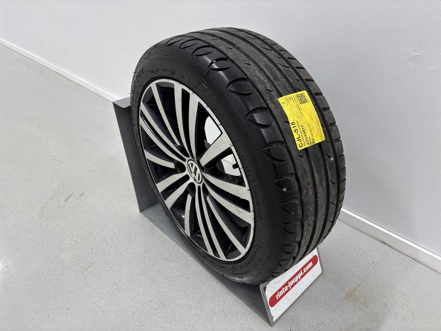 VOLKSWAGEN Passat 2014