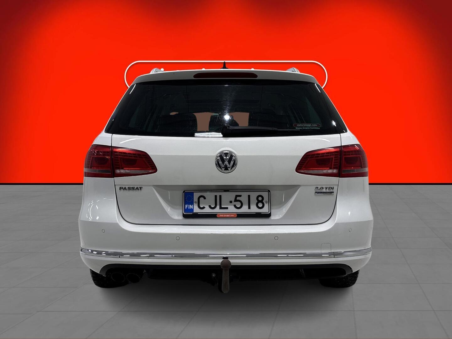 VOLKSWAGEN Passat 2014