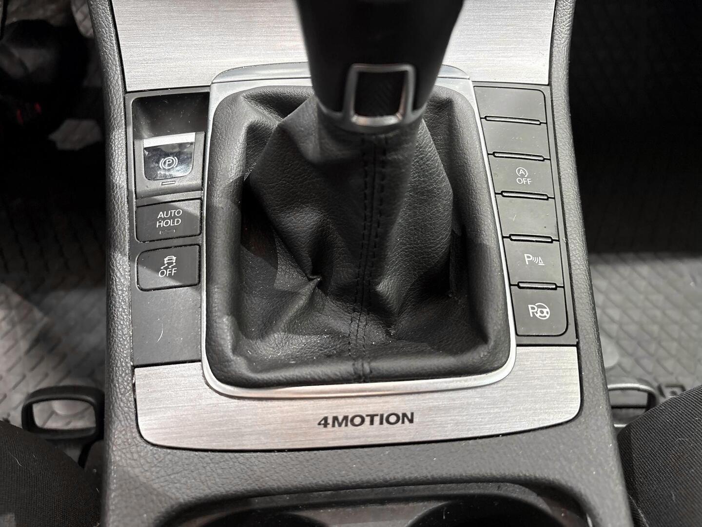 VOLKSWAGEN Passat 2014