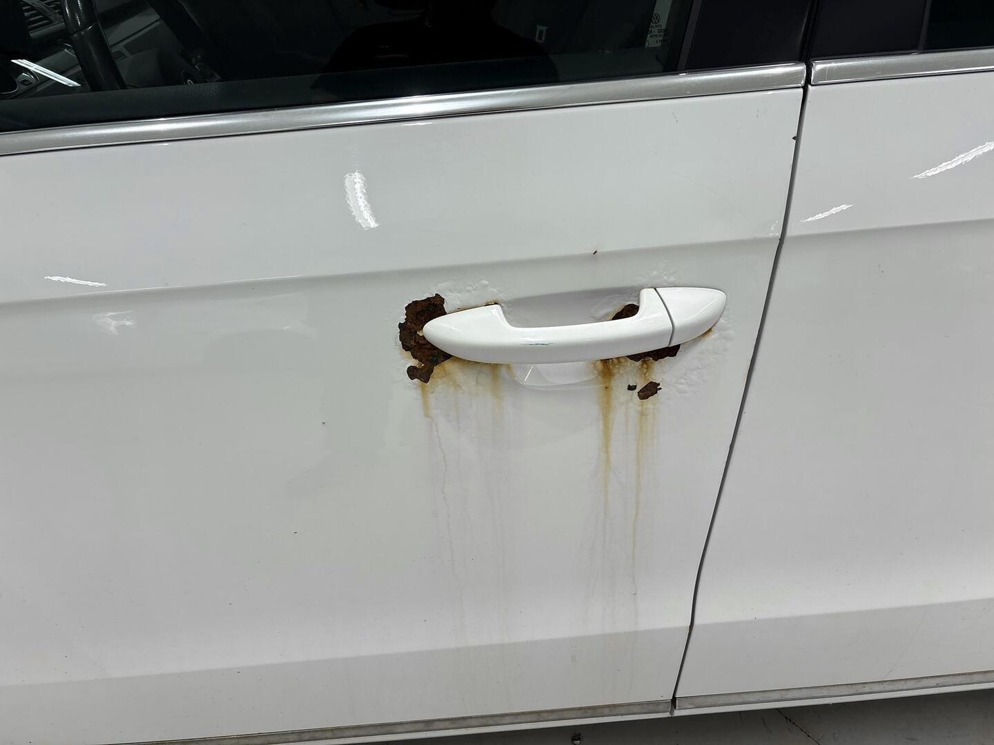 VOLKSWAGEN Passat 2014