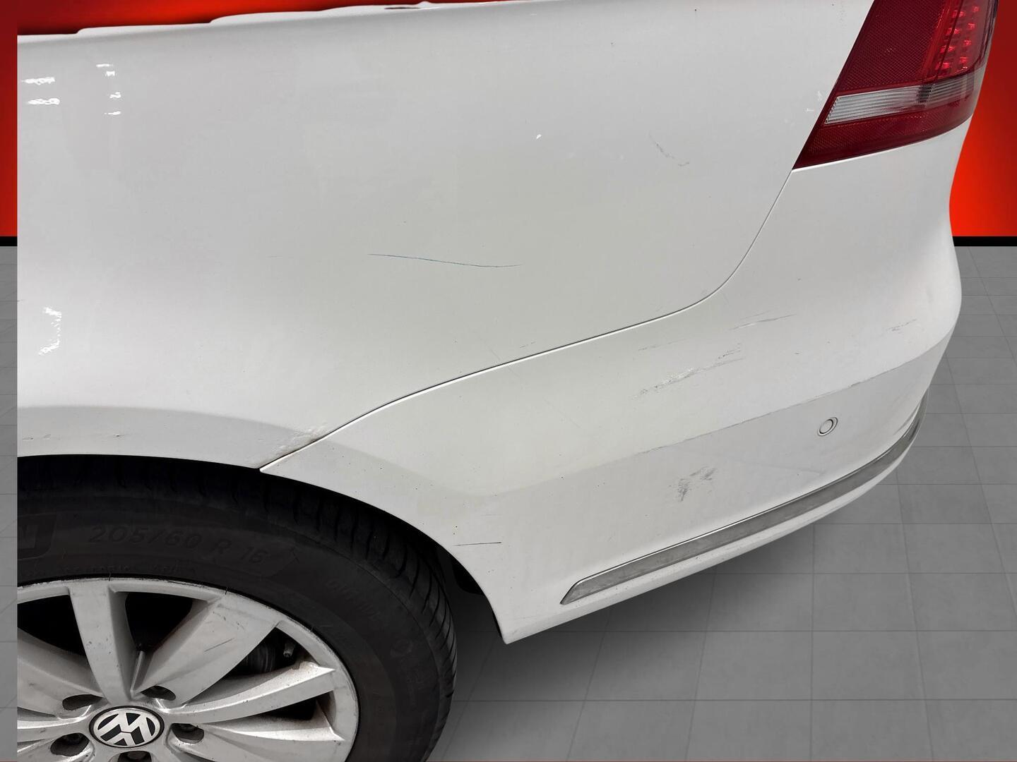 VOLKSWAGEN Passat 2014