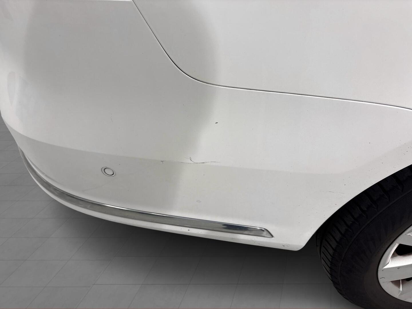 VOLKSWAGEN Passat 2014