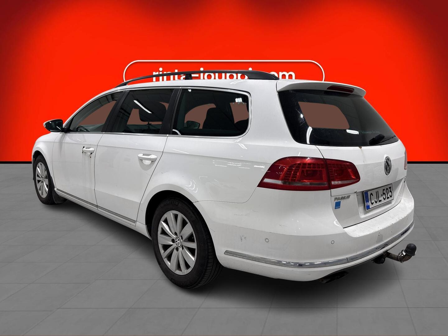 VOLKSWAGEN Passat 2014