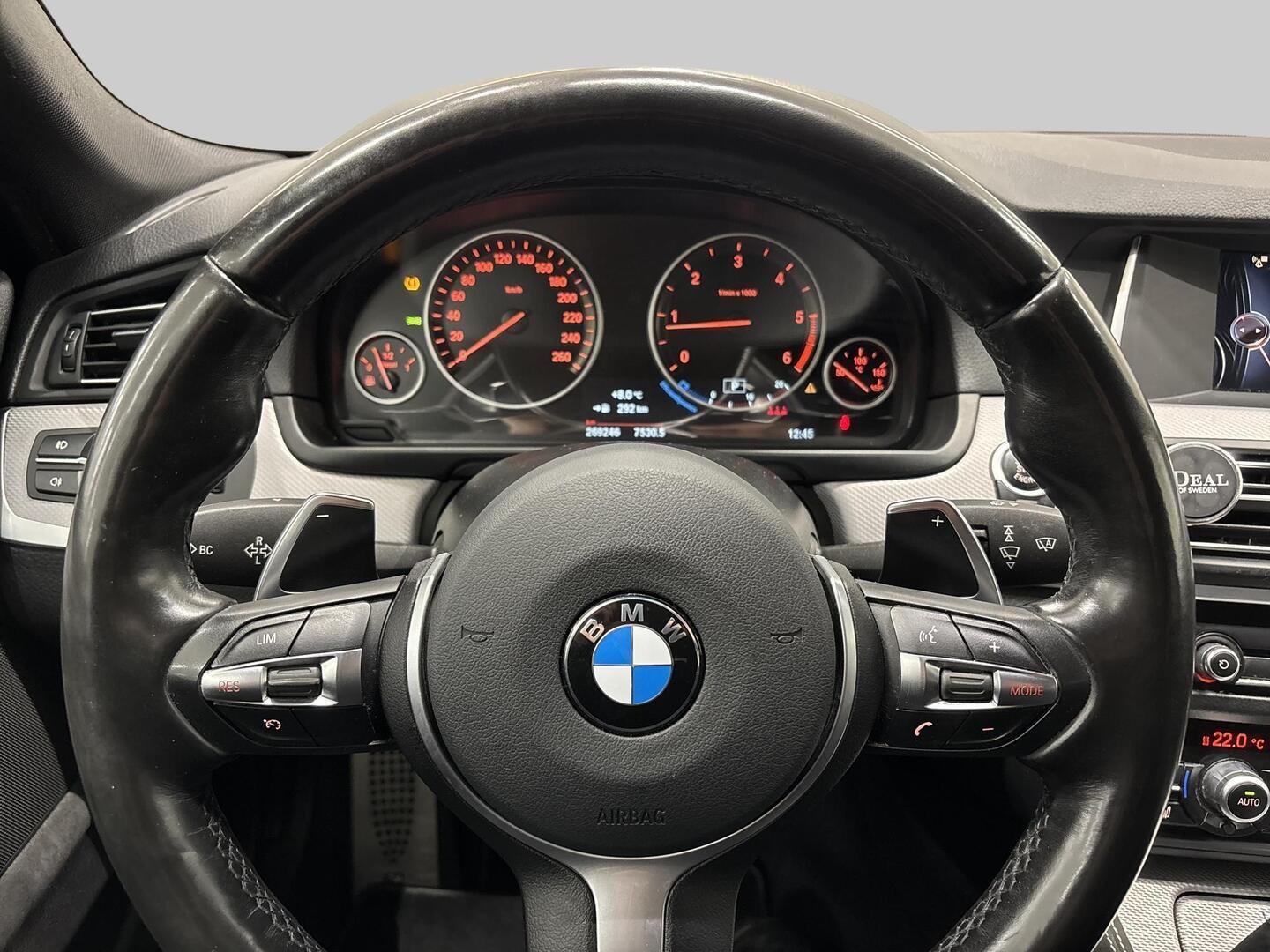 BMW 520 2015
