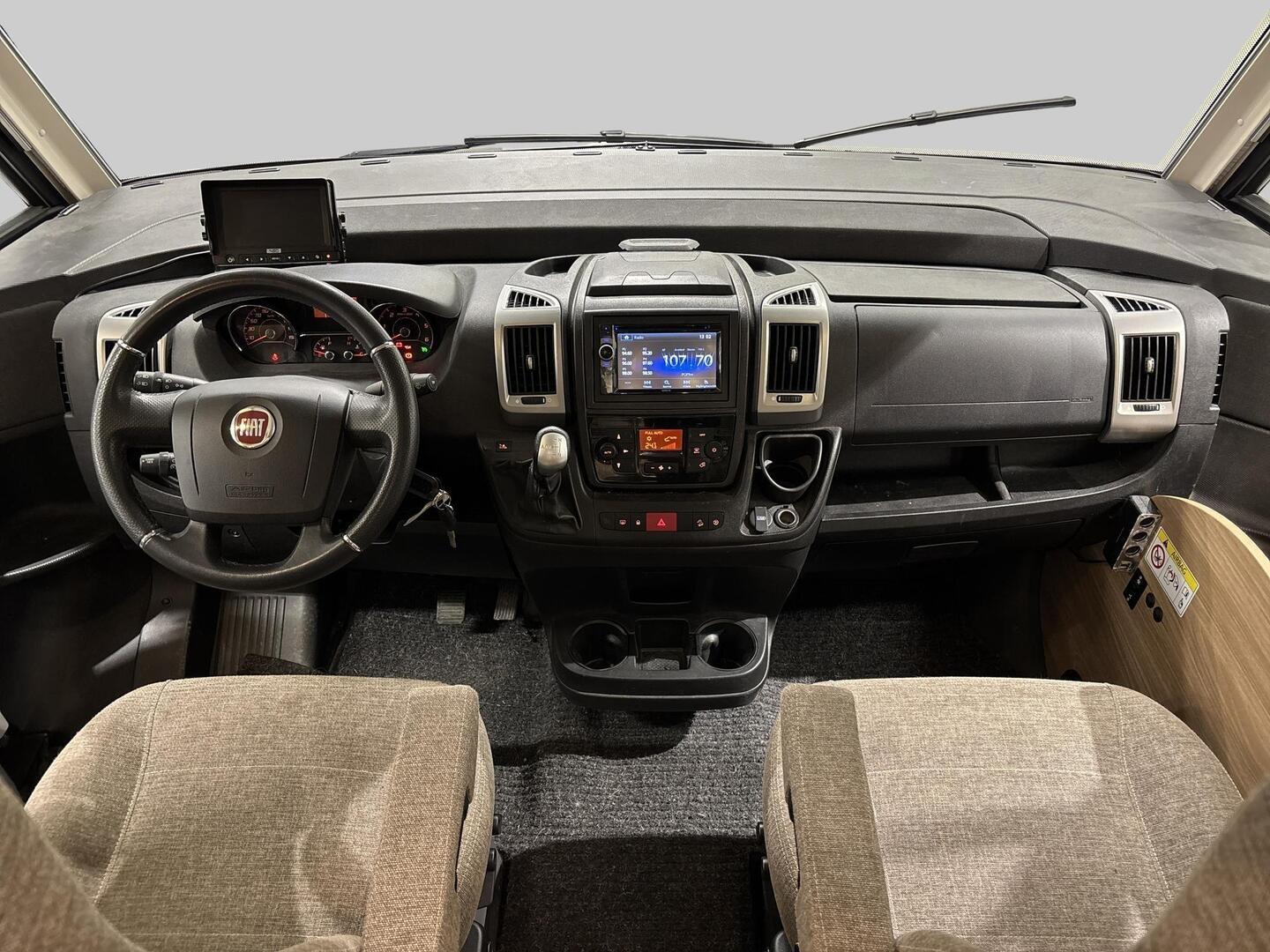 BÜRSTNER Aviano I 6903 2016