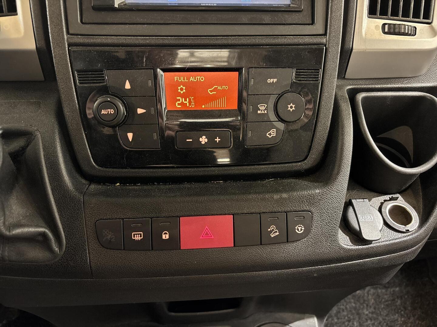 BÜRSTNER Aviano I 6903 2016