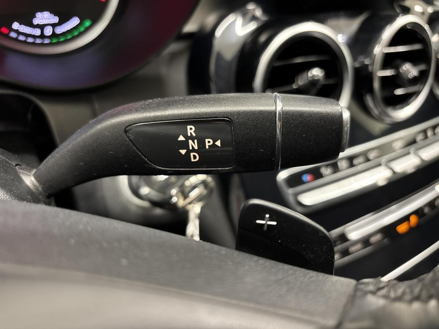 MERCEDES-BENZ C 2015