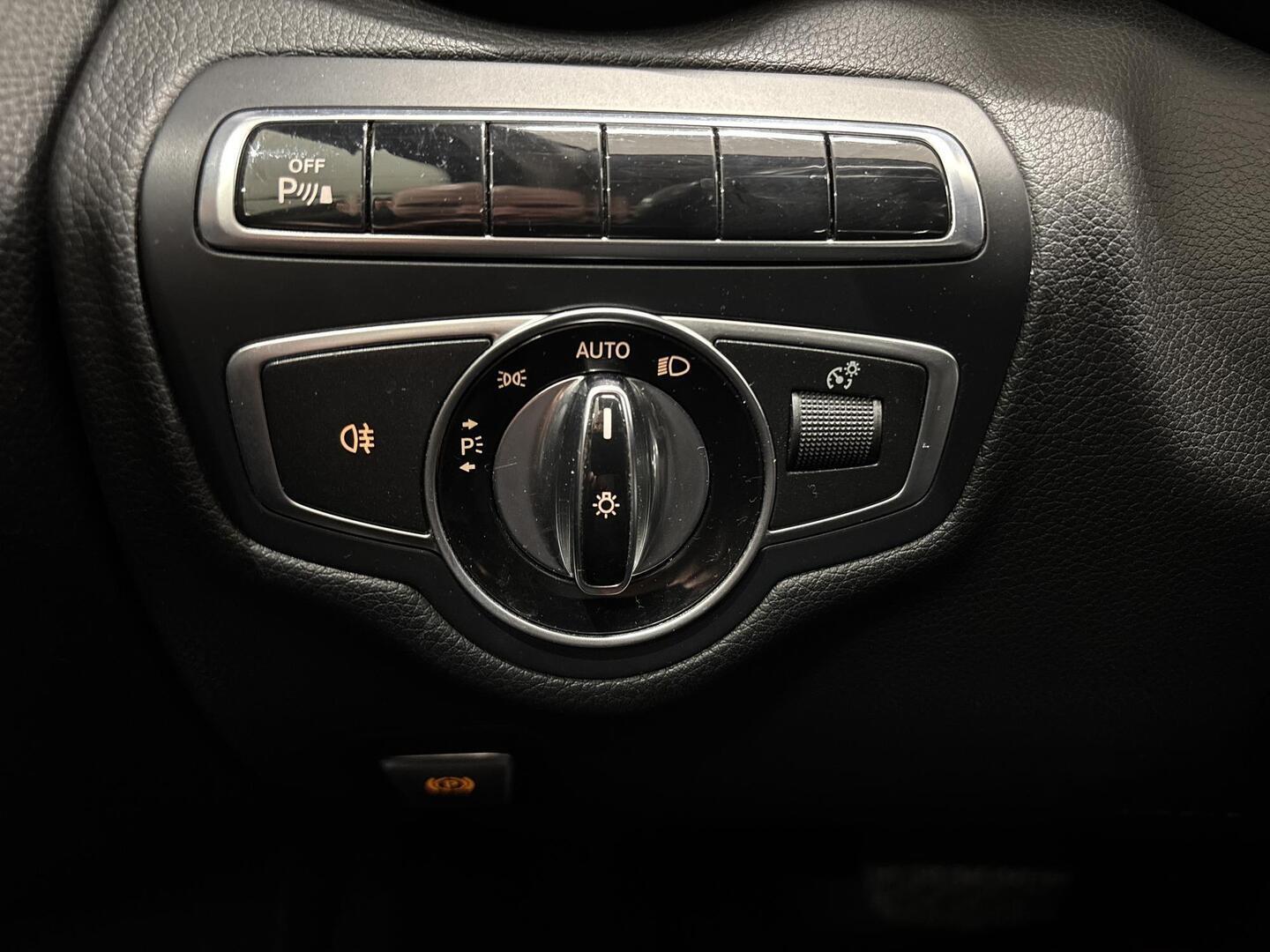 MERCEDES-BENZ C 2015