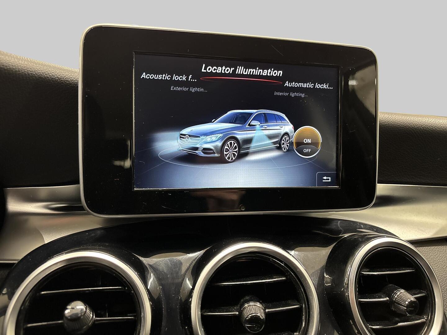 MERCEDES-BENZ C 2015