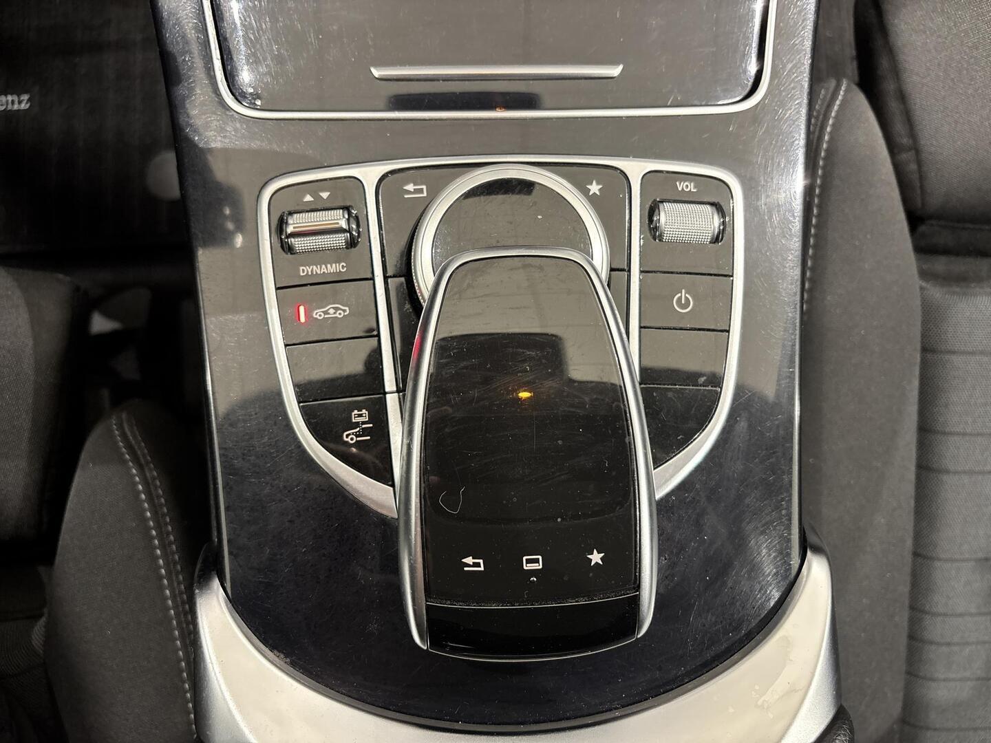 MERCEDES-BENZ C 2015