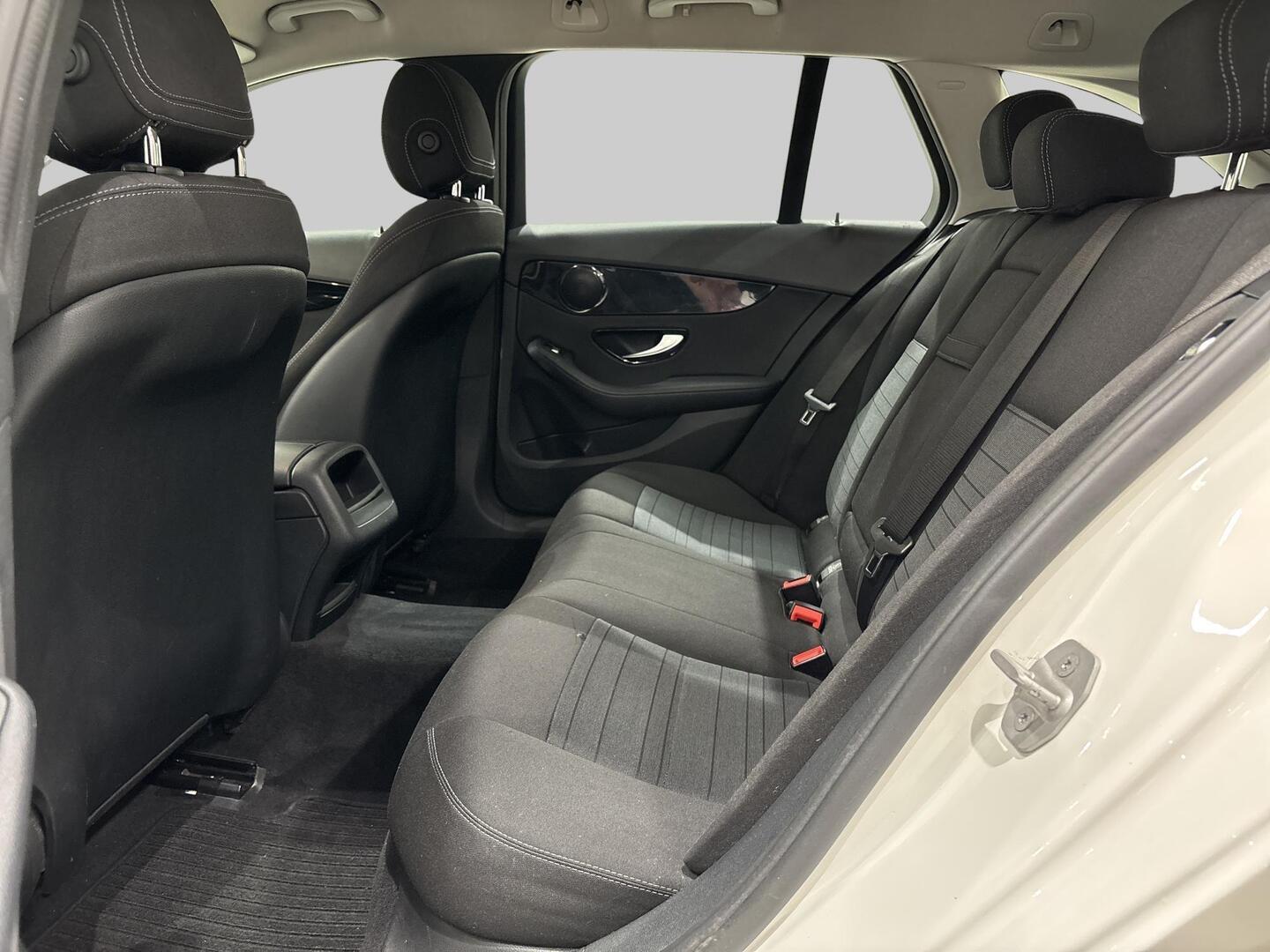 MERCEDES-BENZ C 2015