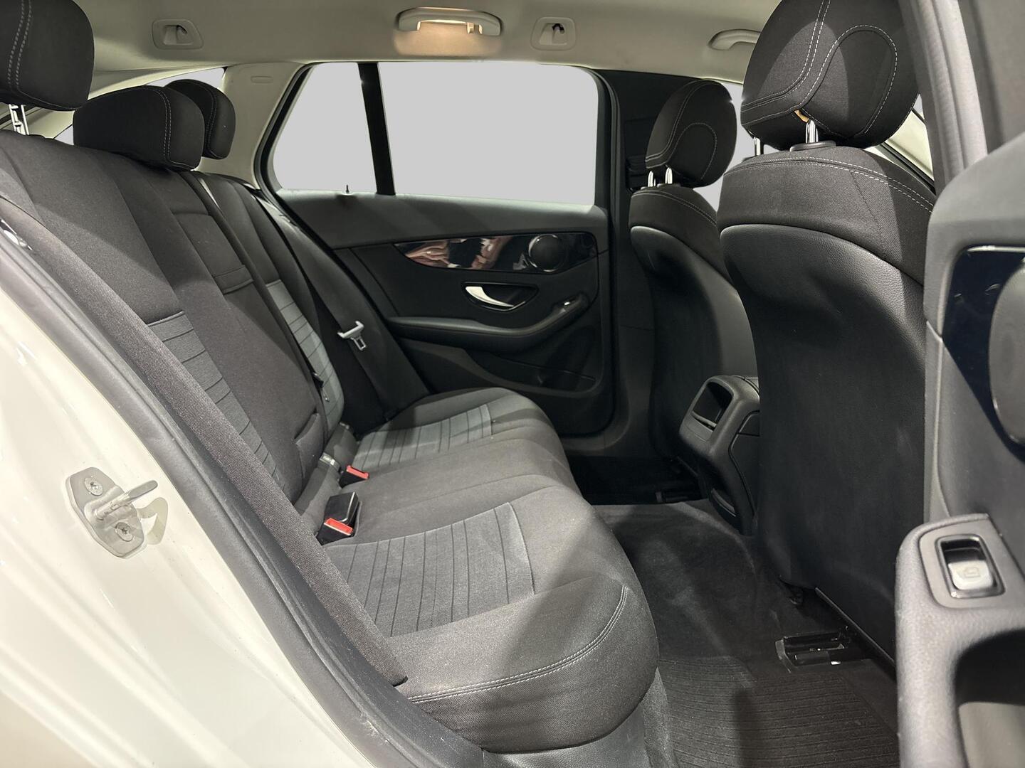 MERCEDES-BENZ C 2015