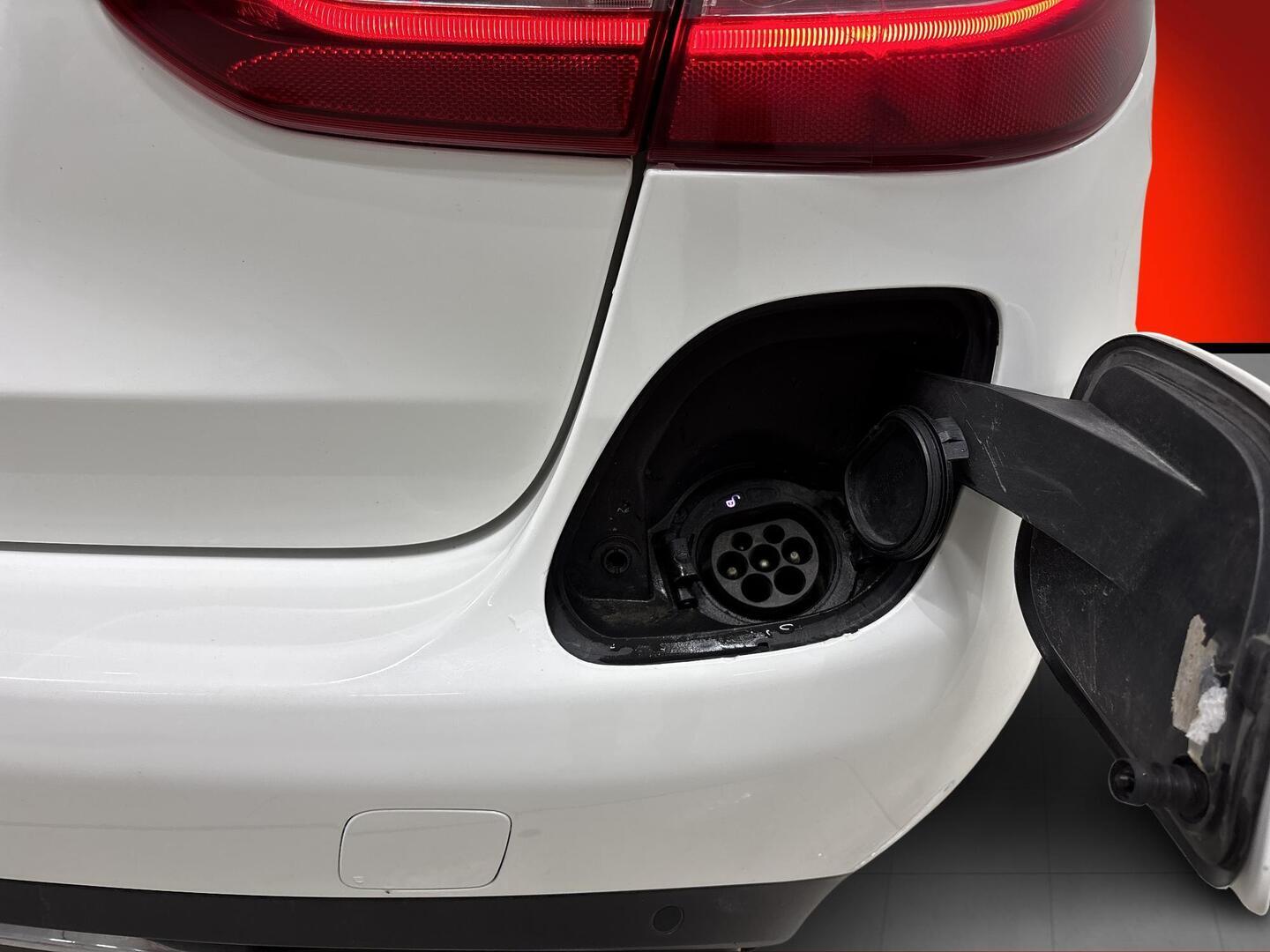 MERCEDES-BENZ C 2015