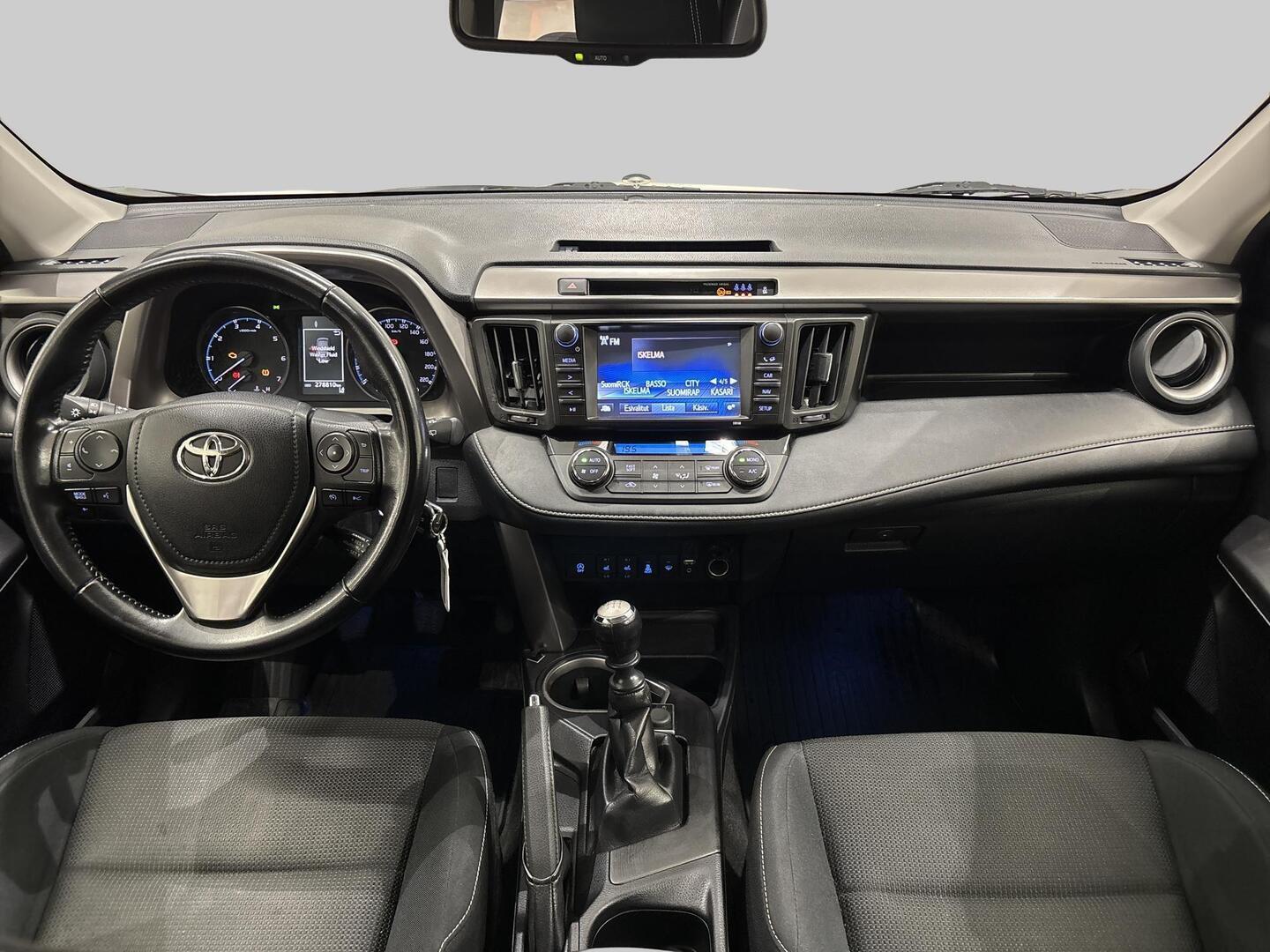 TOYOTA RAV4 2016