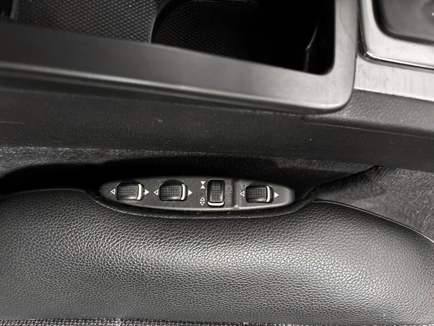 MERCEDES-BENZ C 2009