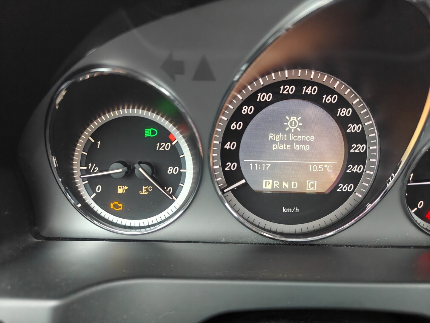 MERCEDES-BENZ C 2009