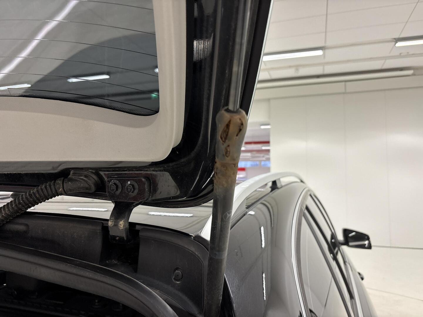 MERCEDES-BENZ C 2009