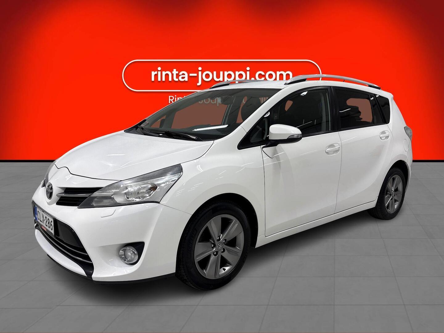 TOYOTA Verso 2015
