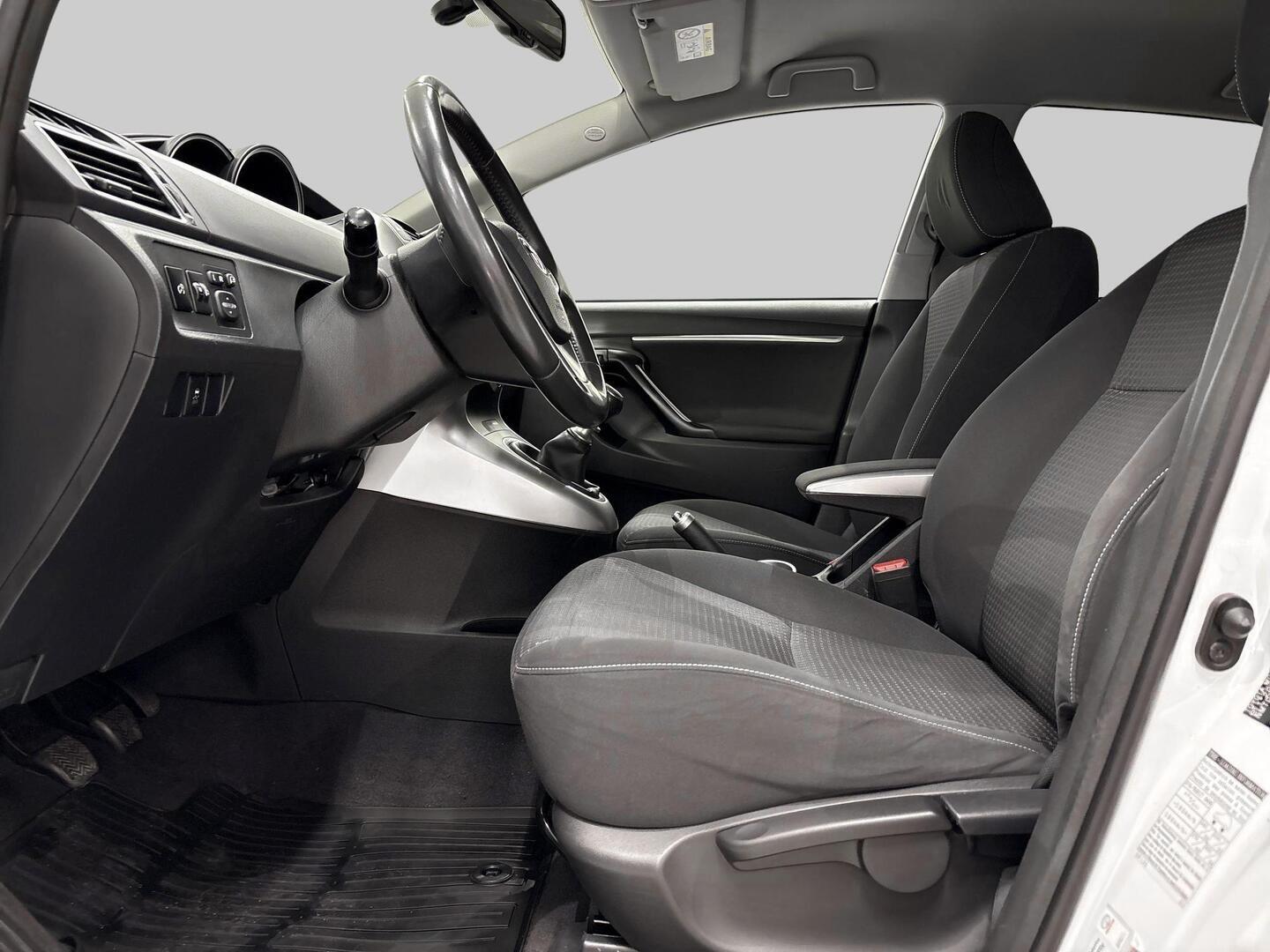 TOYOTA Verso 2015