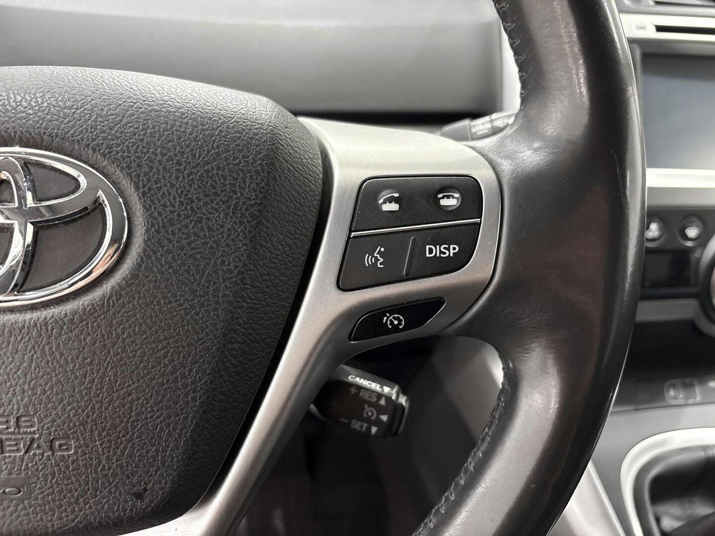 TOYOTA Verso 2015