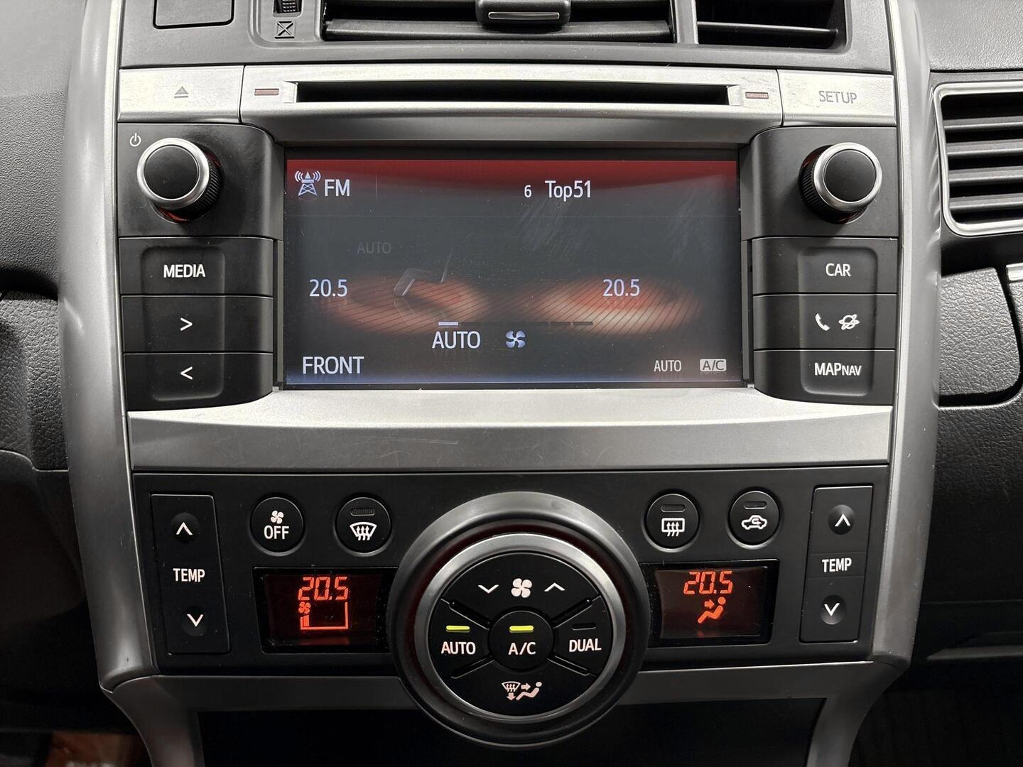 TOYOTA Verso 2015