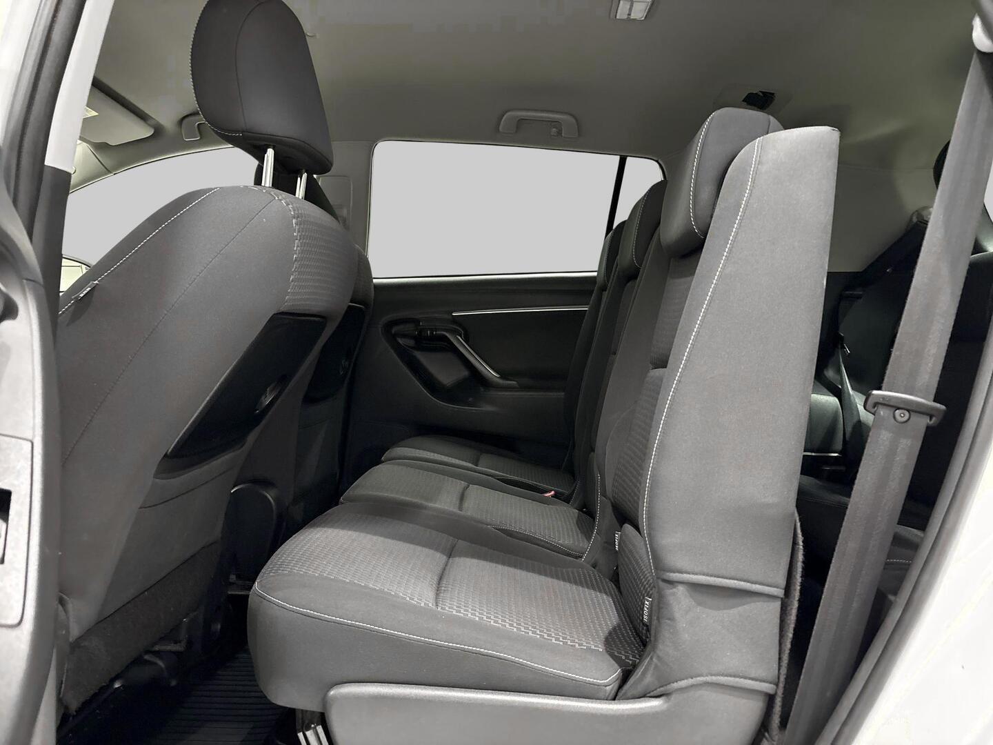 TOYOTA Verso 2015