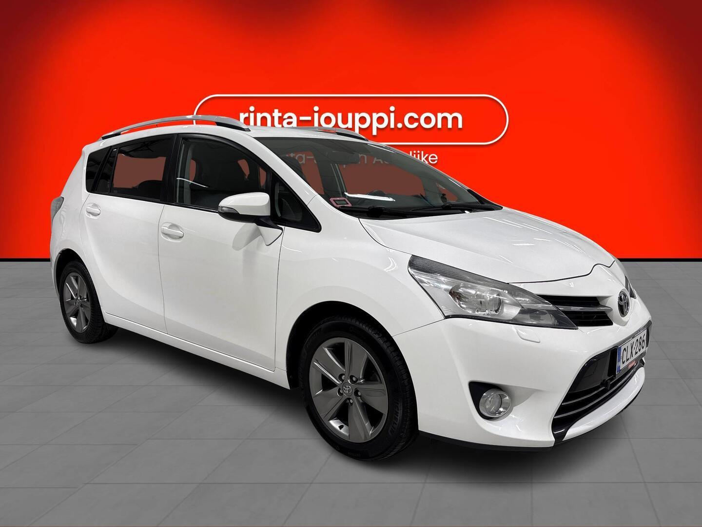 TOYOTA Verso 2015