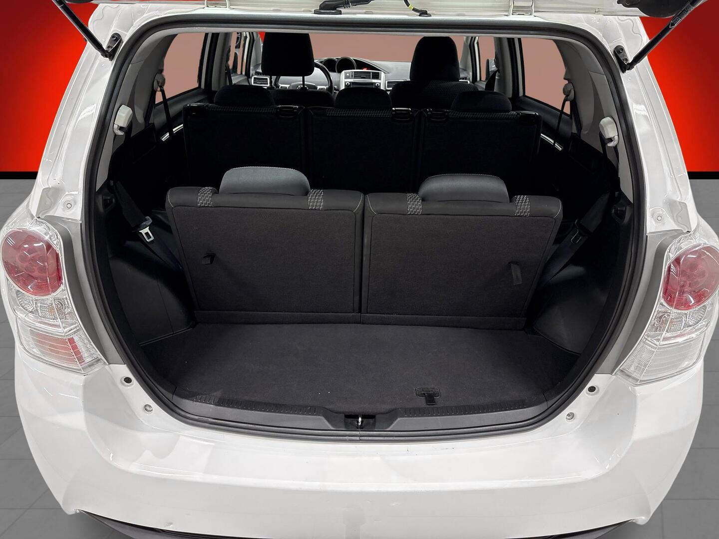 TOYOTA Verso 2015