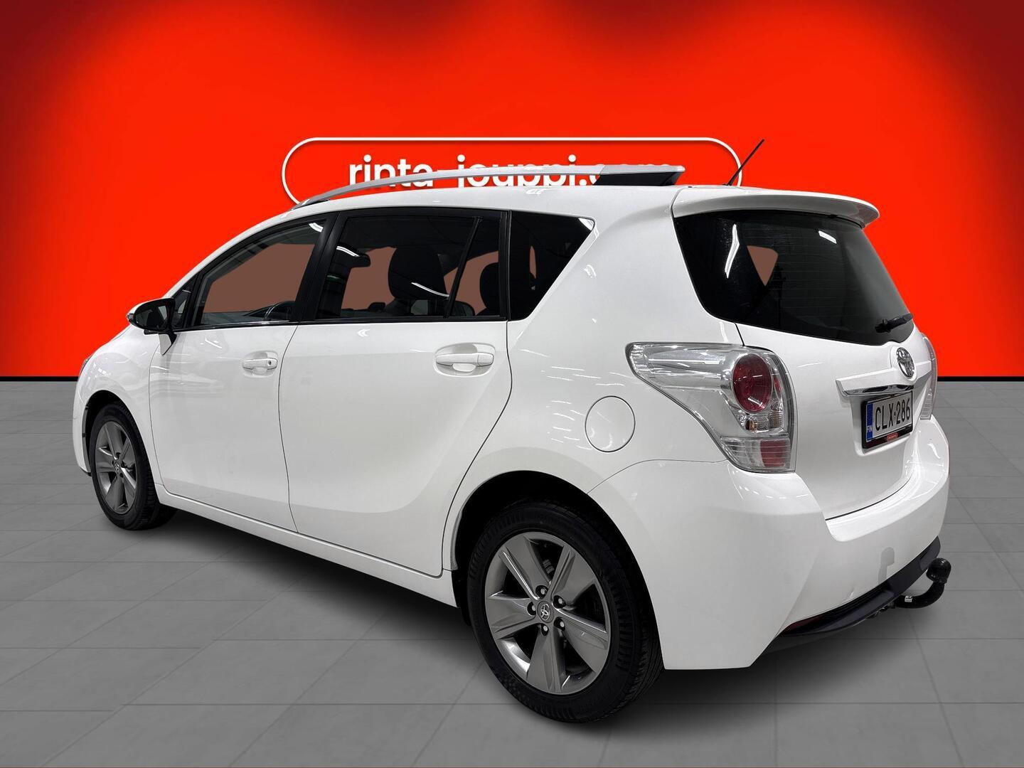 TOYOTA Verso 2015