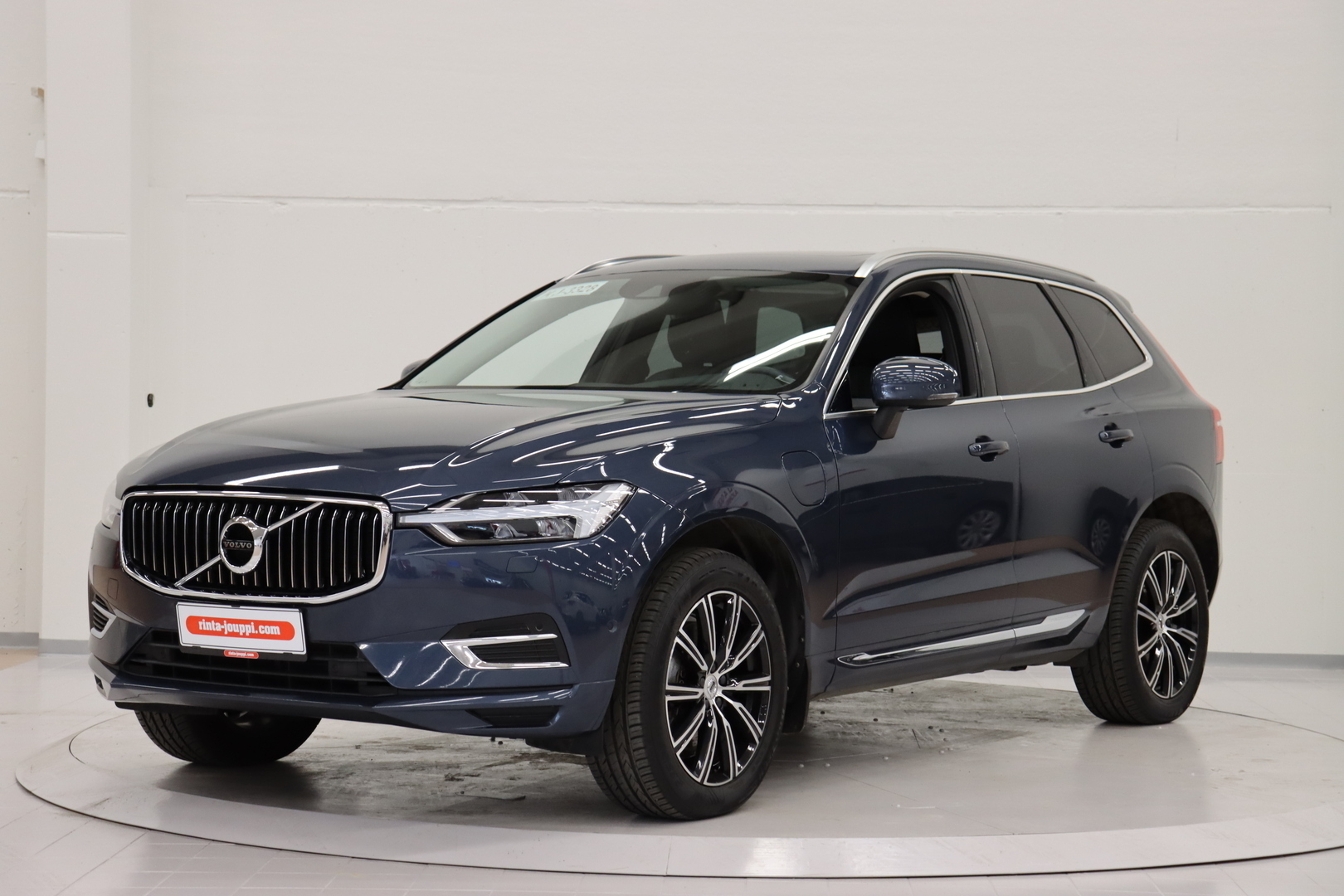 VOLVO XC60 2019