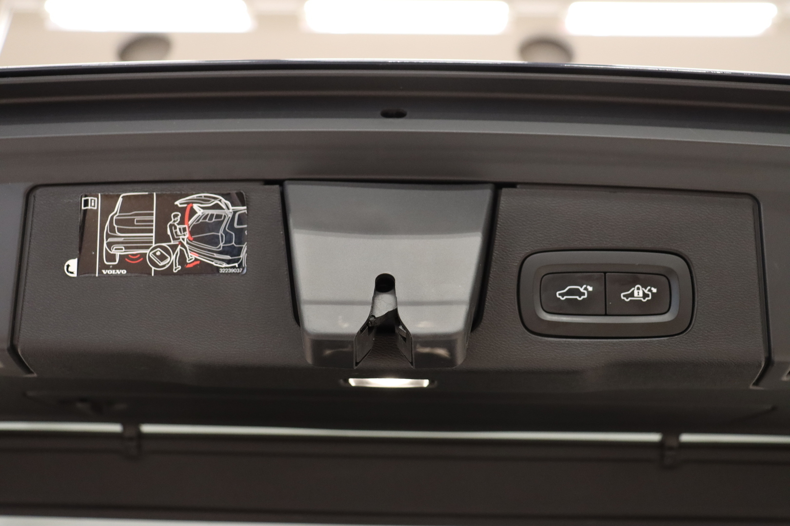 VOLVO XC60 2019