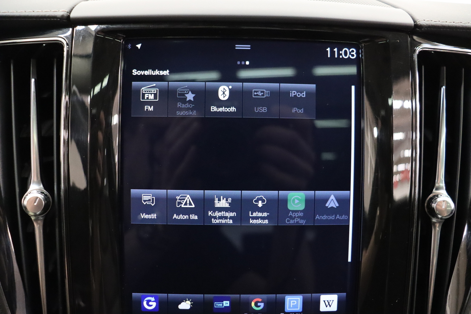 VOLVO XC60 2019