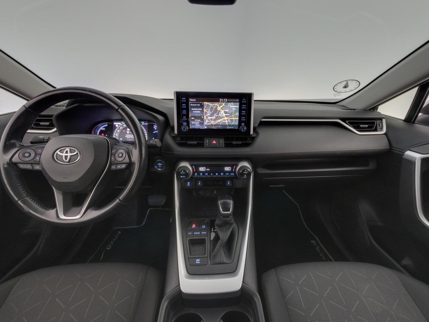 TOYOTA RAV4 2020