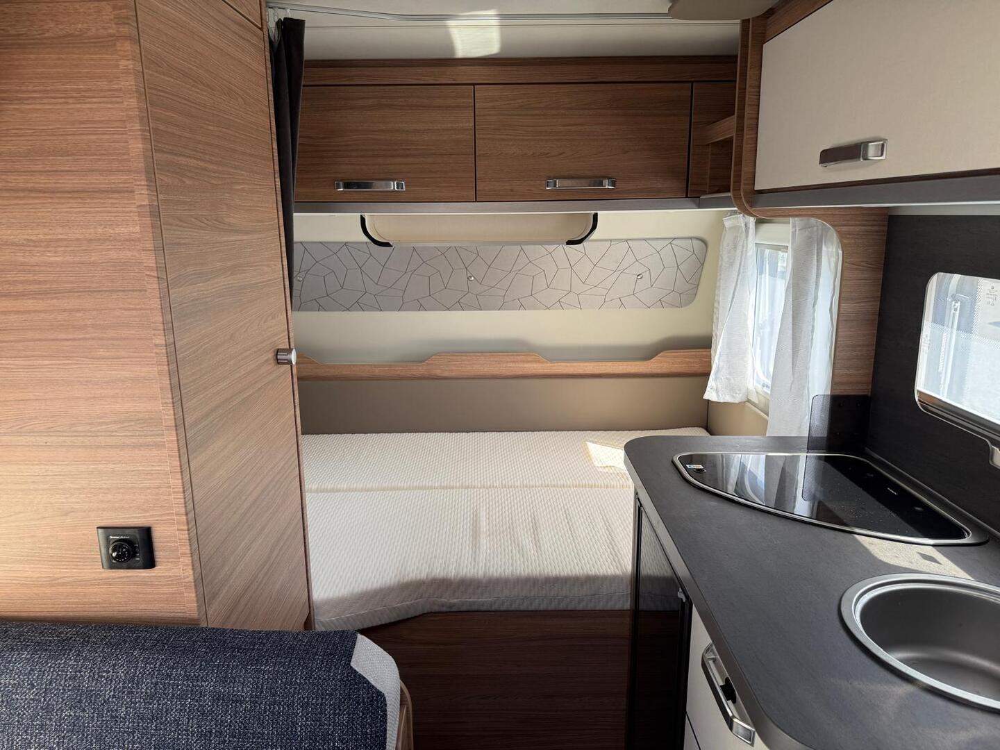 WEINSBERG CaraOne 2024