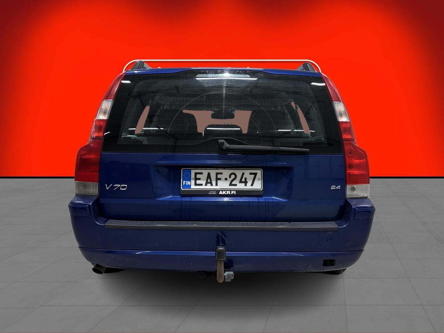 VOLVO V70 2005