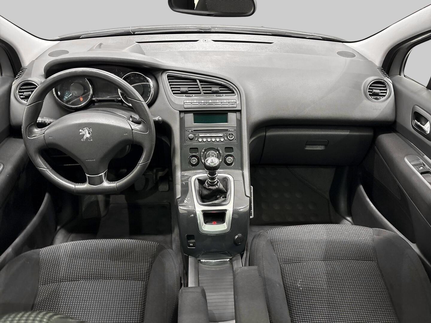 PEUGEOT 5008 2010